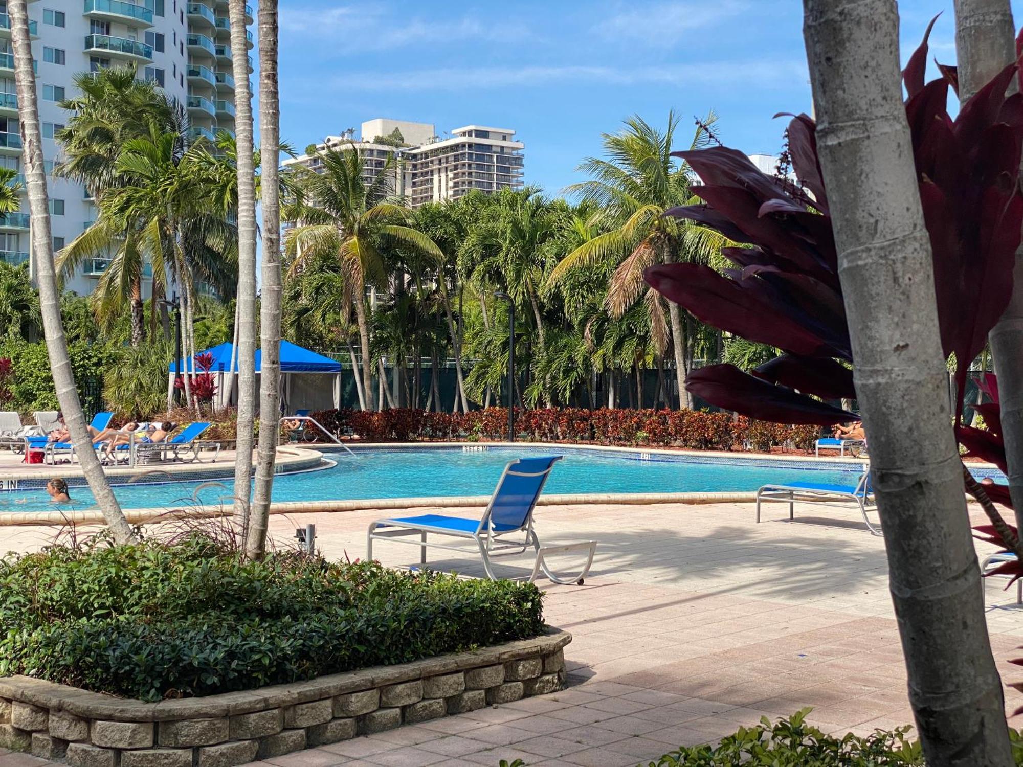 Sunny Isles Condo Resort Μαϊάμι Μπιτς Εξωτερικό φωτογραφία