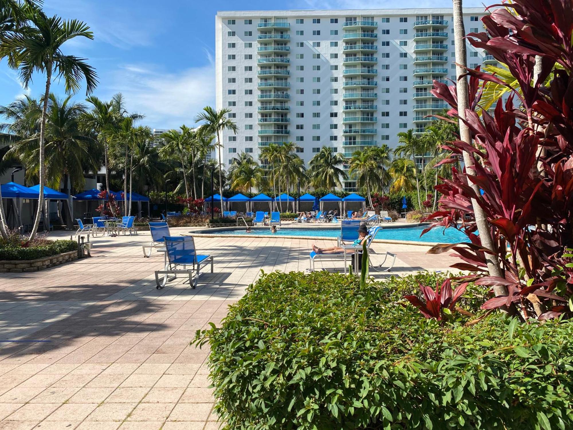 Sunny Isles Condo Resort Μαϊάμι Μπιτς Εξωτερικό φωτογραφία