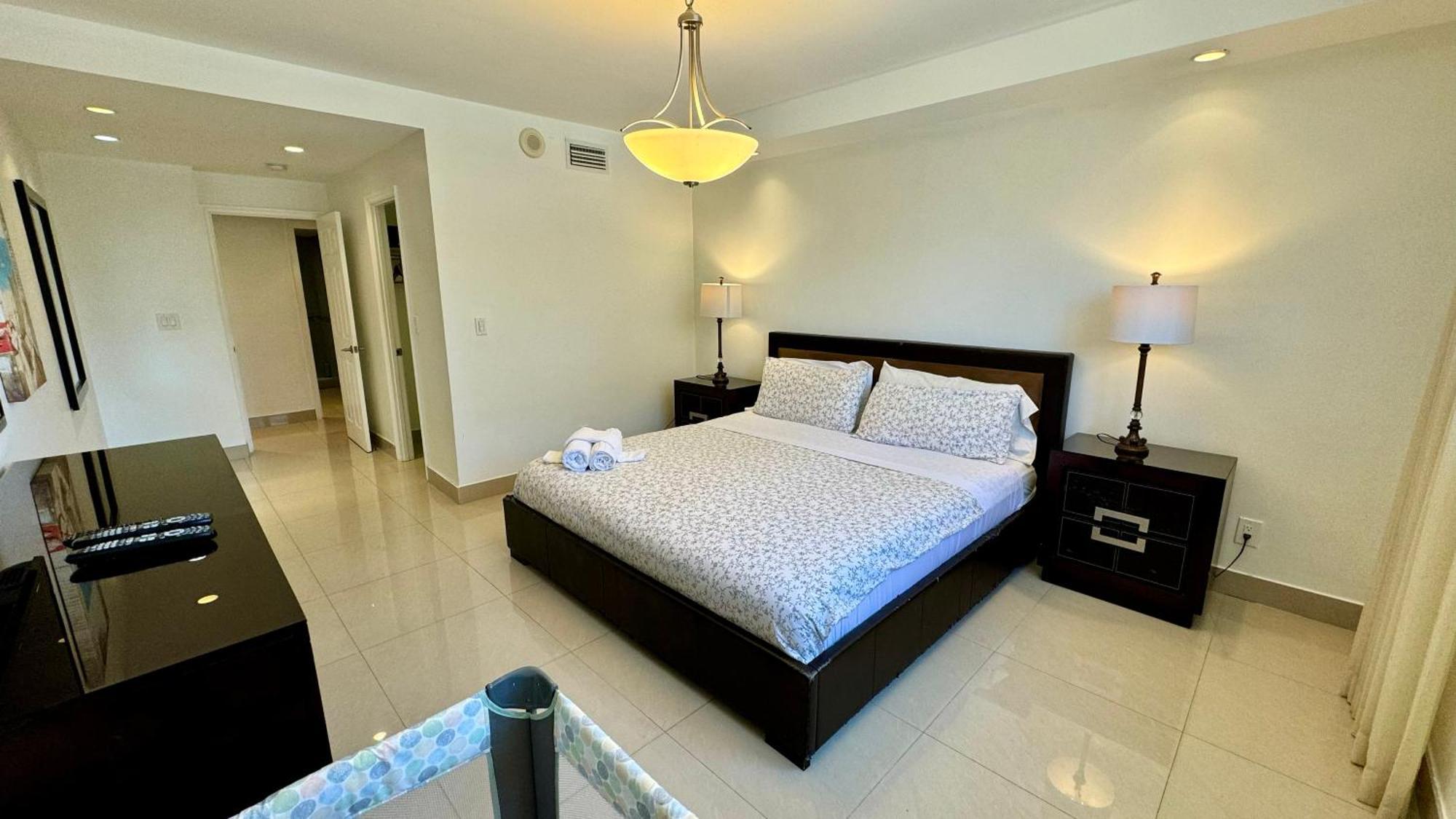 Sunny Isles Condo Resort Μαϊάμι Μπιτς Εξωτερικό φωτογραφία